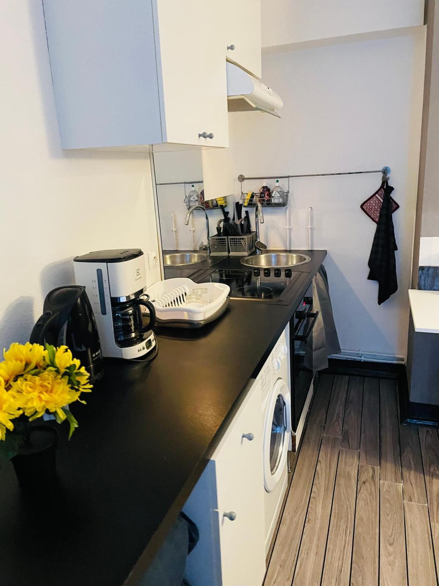 Comfortable Studio In Clichy Exterior photo